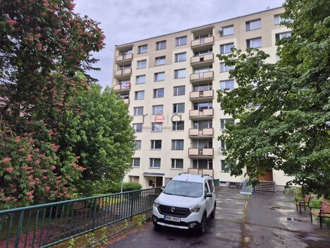 Prodej družtevního bytu 2+1 v Děčíně (ul. Labská).